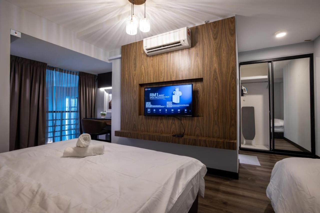 Loft Pano Seaview Suite 2 Bedroom By The Only Bnb Jelutong Luaran gambar