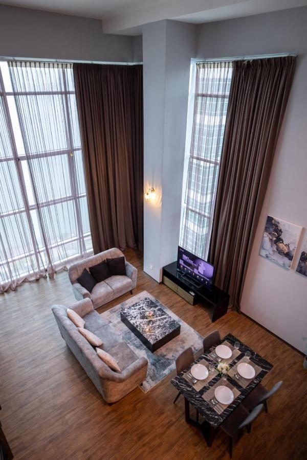 Loft Pano Seaview Suite 2 Bedroom By The Only Bnb Jelutong Luaran gambar