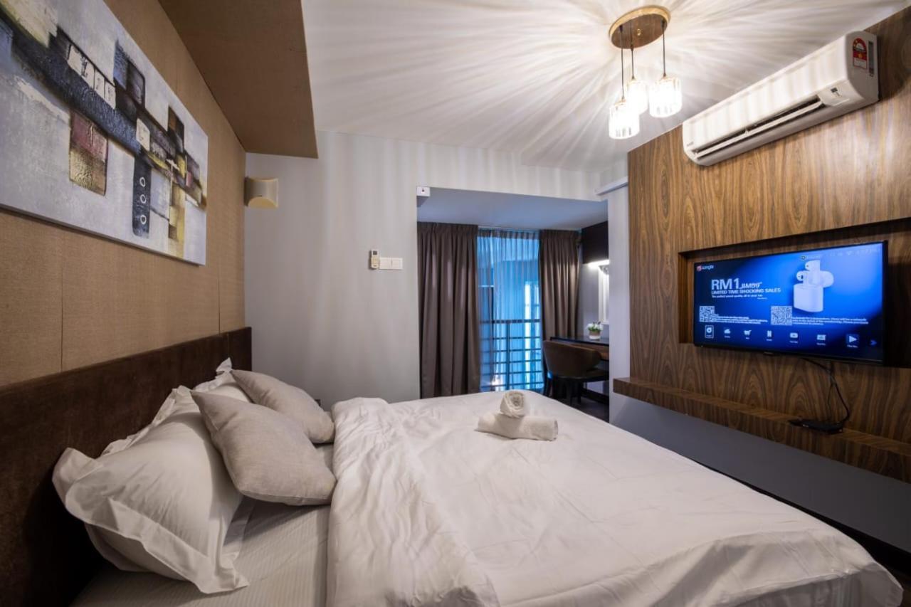 Loft Pano Seaview Suite 2 Bedroom By The Only Bnb Jelutong Luaran gambar