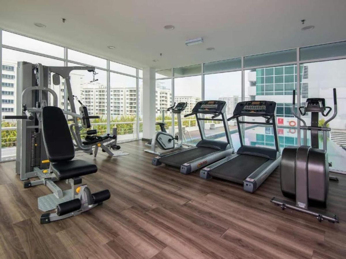 Loft Pano Seaview Suite 2 Bedroom By The Only Bnb Jelutong Luaran gambar